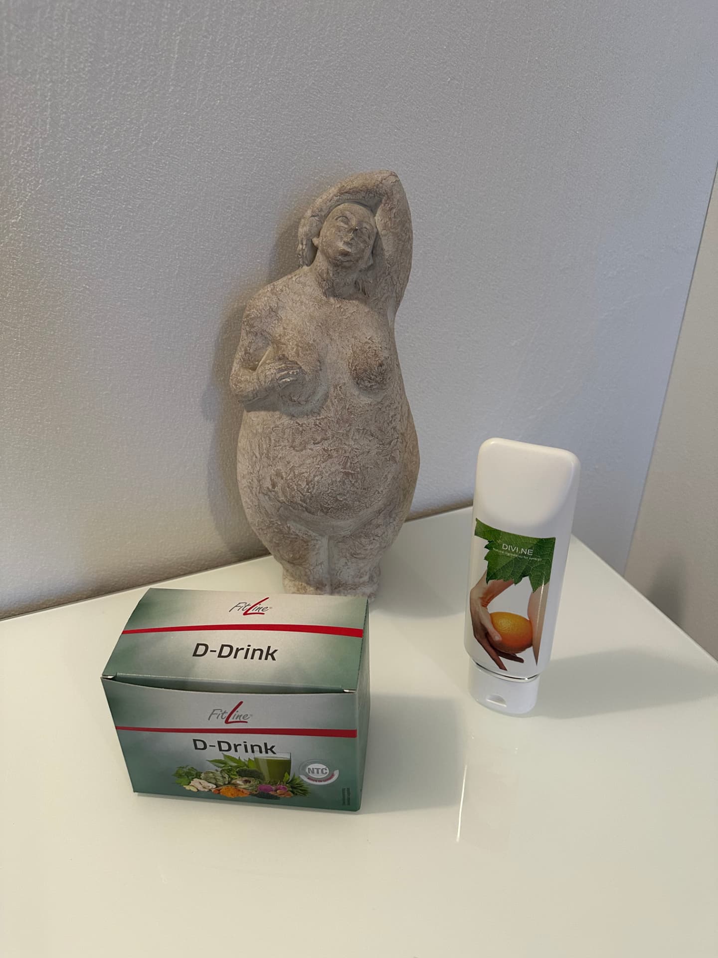 Deko und Pflegeprodukte bei TAKE BEAUTY CARE
