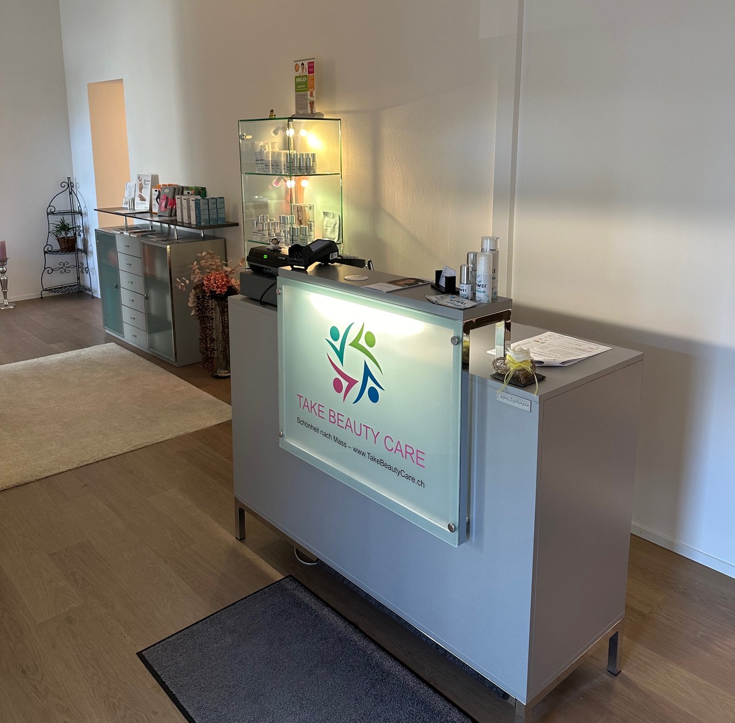 Empfangsbereich von TAKE BEAUTY CARE in Frauenfeld